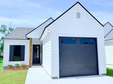 Main picture of 113 Twin Meadow Ln