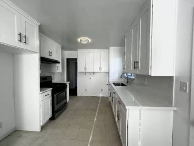 Main picture of 221 E Ada Ave