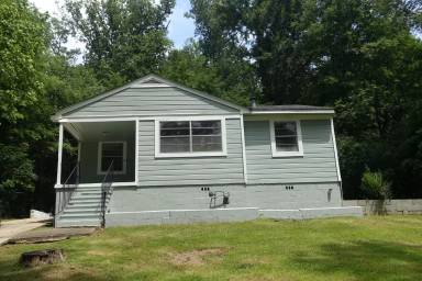 Main picture of 726 Rose Dr