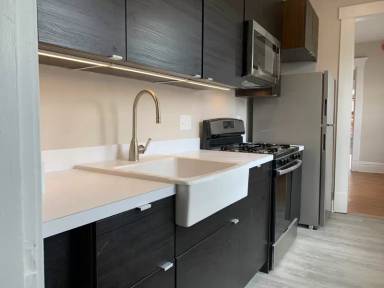 Main picture of 259 W 4th Ave