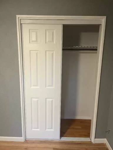 Main picture of 3149 Wheeling St