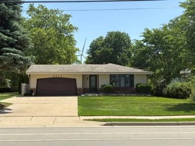 Main picture of 2101 90th St