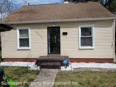 Main picture of 20294 Moenart St