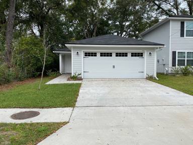Main picture of 7719 Cocoa Ave