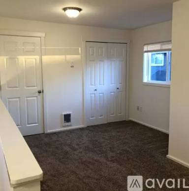 Main picture of 130 Maple Ave