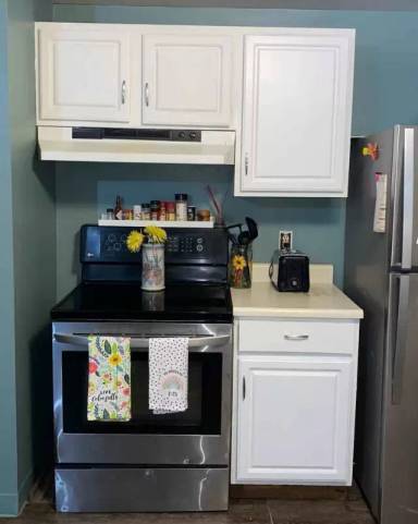 Main picture of 26 Ledge St