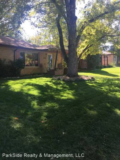 Main picture of 3220 S High St