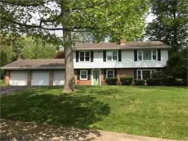 Main picture of 2261 Red Oak Ln