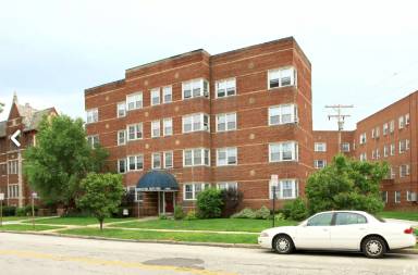 Main picture of 12021 Edgewater Dr