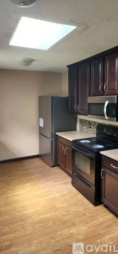 Main picture of 5421 Parkview Dr