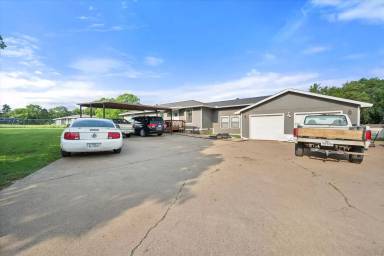 Main picture of 5184 Teague Rd