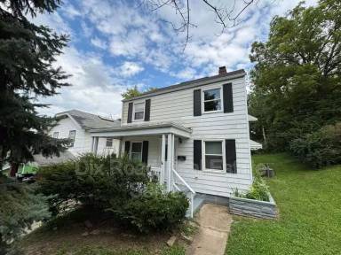 Main picture of 348 Nassau St