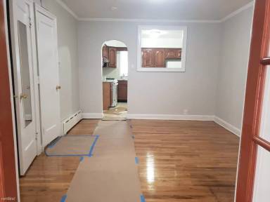 Main picture of 2037 Coyle St