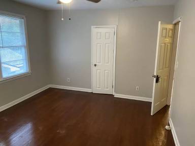 Main picture of 852 Saint Clair Street - 3