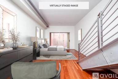 Main picture of 1943 India St