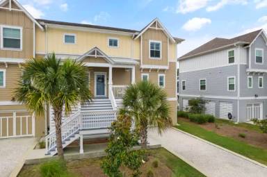 Main picture of 6609 Carlinga Dr