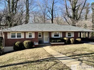 Main picture of 3432 Landon St