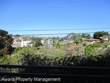 Main picture of 2228 Chatsworth Blvd
