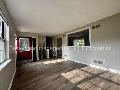 Main picture of 20 Allison Ln