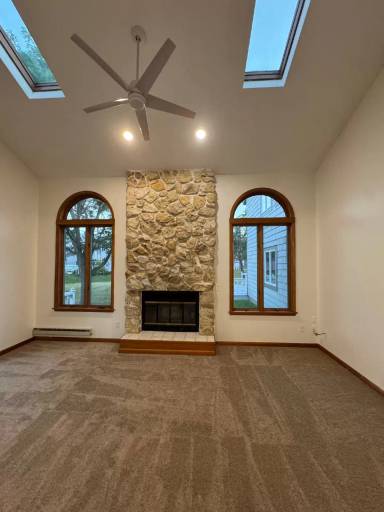 Main picture of 42 Parkington Cir