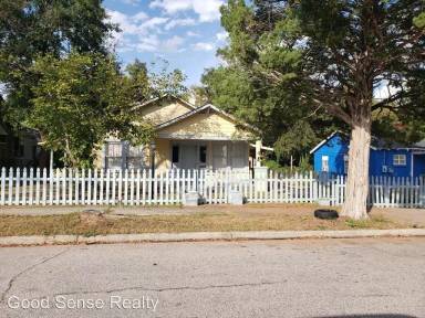 Main picture of 1907 Watkins St