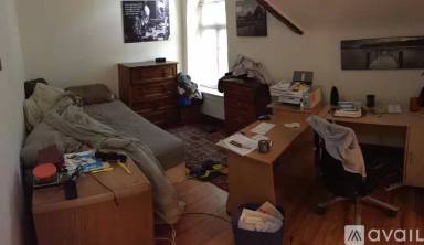 Main picture of 407 Green Ln
