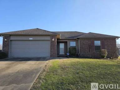 Main picture of 37 Mustang Dr