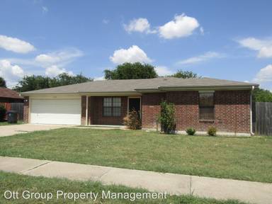 Main picture of 1405 Nina Dr