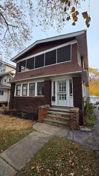 Main picture of 471 E 143rd St