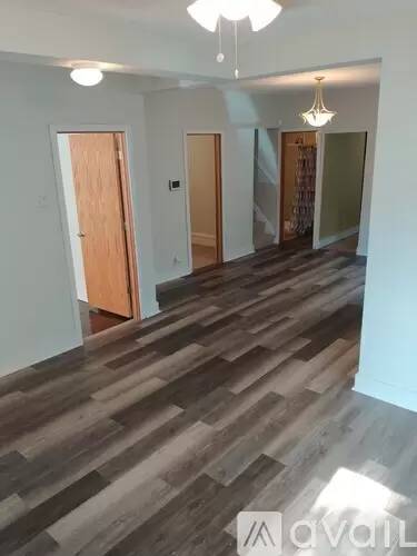 Main picture of 2720 Girard Ave N