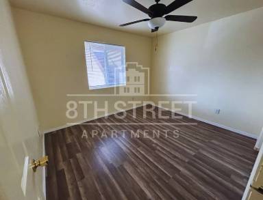 Main picture of 897 S 4th Ave