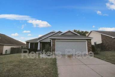 Main picture of 11116 N 143rd East Ave