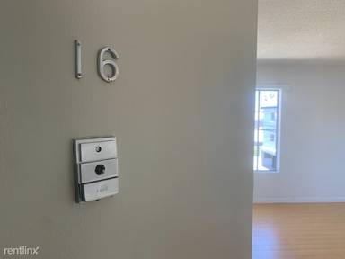 Main picture of 12740 Venice Blvd