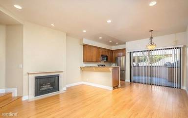 Main picture of 941 W Carson St