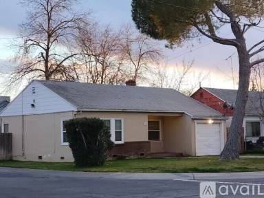 Main picture of 996 Las Palmas Ave
