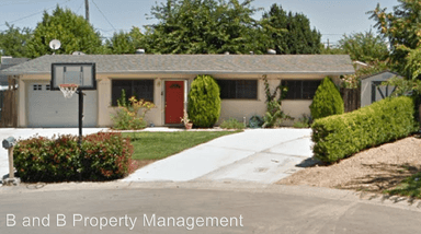 Main picture of 5565 Joan Way