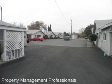 Main picture of 2060 Table Rock Rd