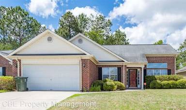 Main picture of 137 W Tisbury Ln