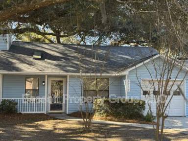 Main picture of 1739 River Front Dr