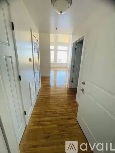 Main picture of 501 S Main St