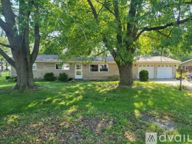 Main picture of 6 Regent Ln