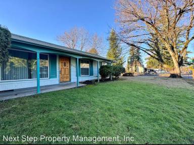 Main picture of 265 NE 186th Ave
