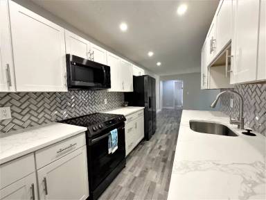 Main picture of 3525 Sable Palm Ln