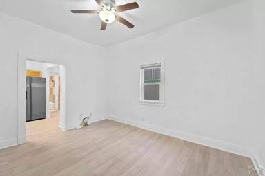 Main picture of 1327 Spruce St