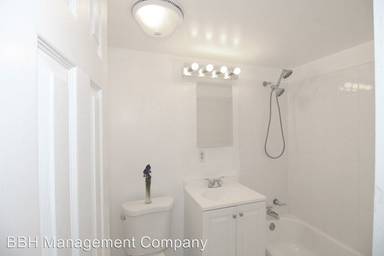 Main picture of 1506 S George Mason Dr