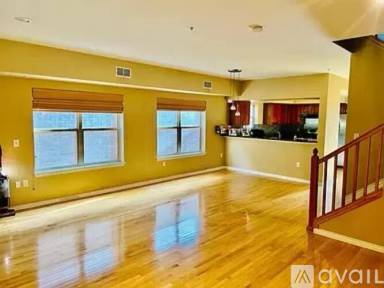 Main picture of 2901 Wyandot St