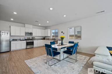 Main picture of 3324 Pruett Dr