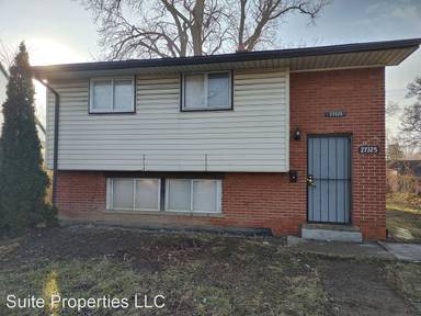 Main picture of 27325 New York St