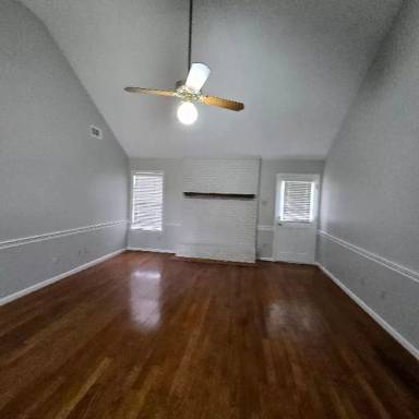 Main picture of 3050 Ruskin Rd