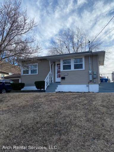 Main picture of 8538 Mathilda Ave